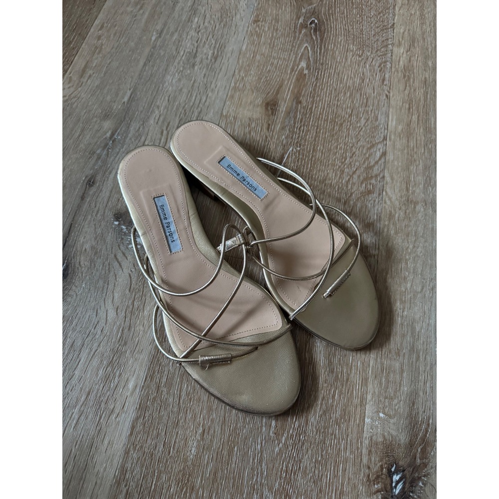 Emme Parsons Susan Gold Metallic Leather Strappy Toe Loop Flat Sandals Size 40